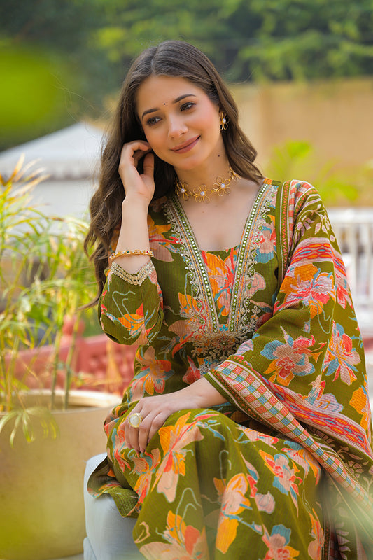 Green Viscose Floral Printed Straight Kurta Trousers With Dupatta PKSKD3154