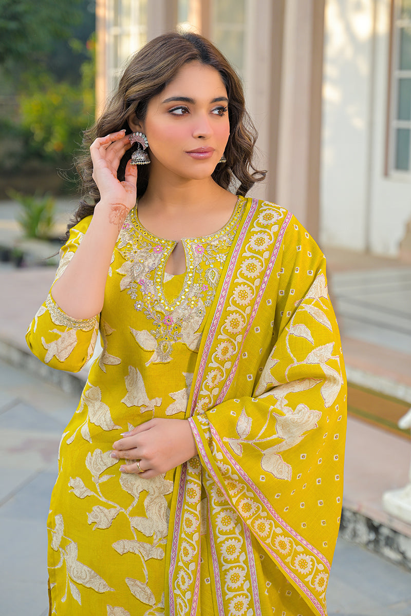 Yellow Viscose Rayon Floral Printed Straight Kurta Trousers With Dupatta PKSKD3179