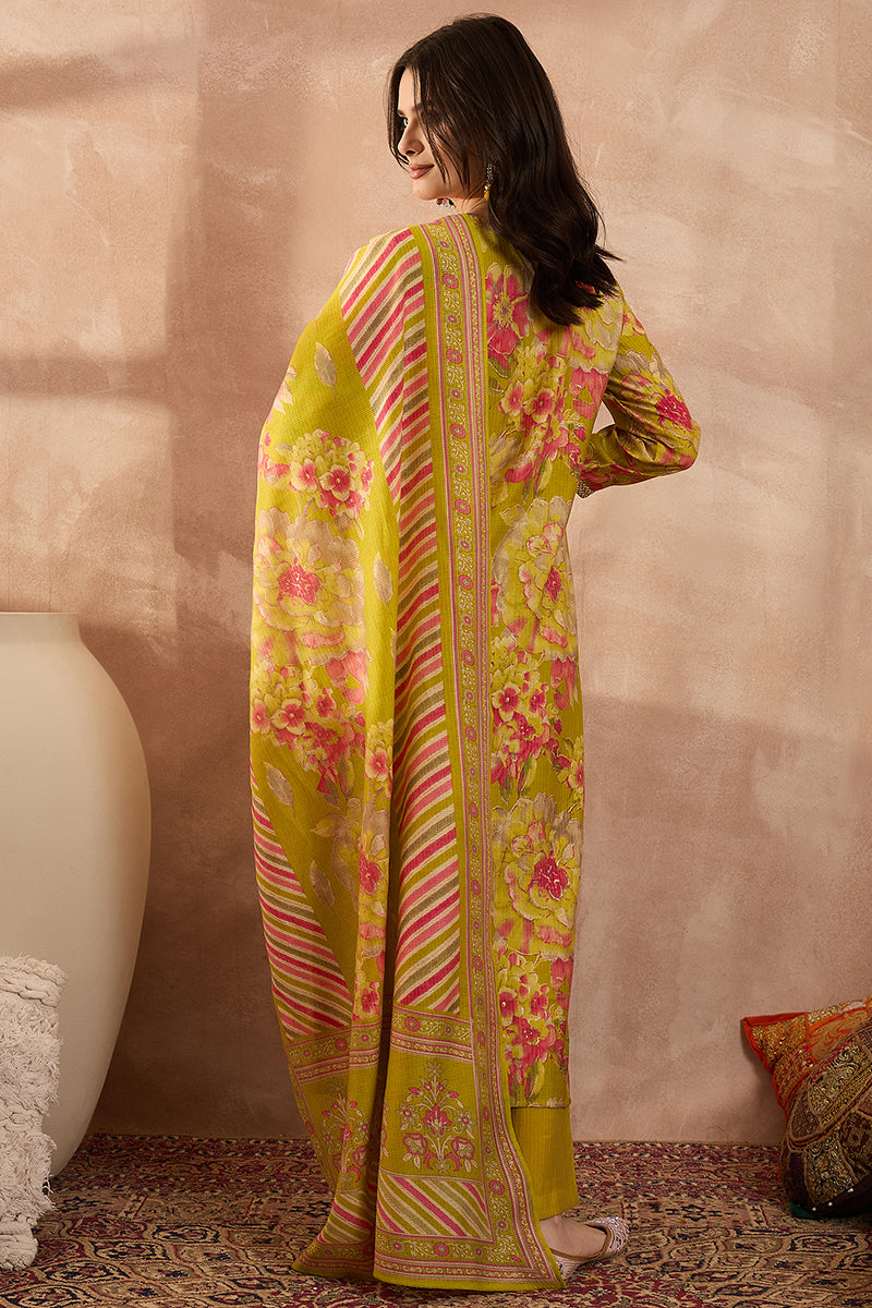 Yellow Polyester Floral Printed Straight Kurta Trousers With Dupatta PKSKD3204