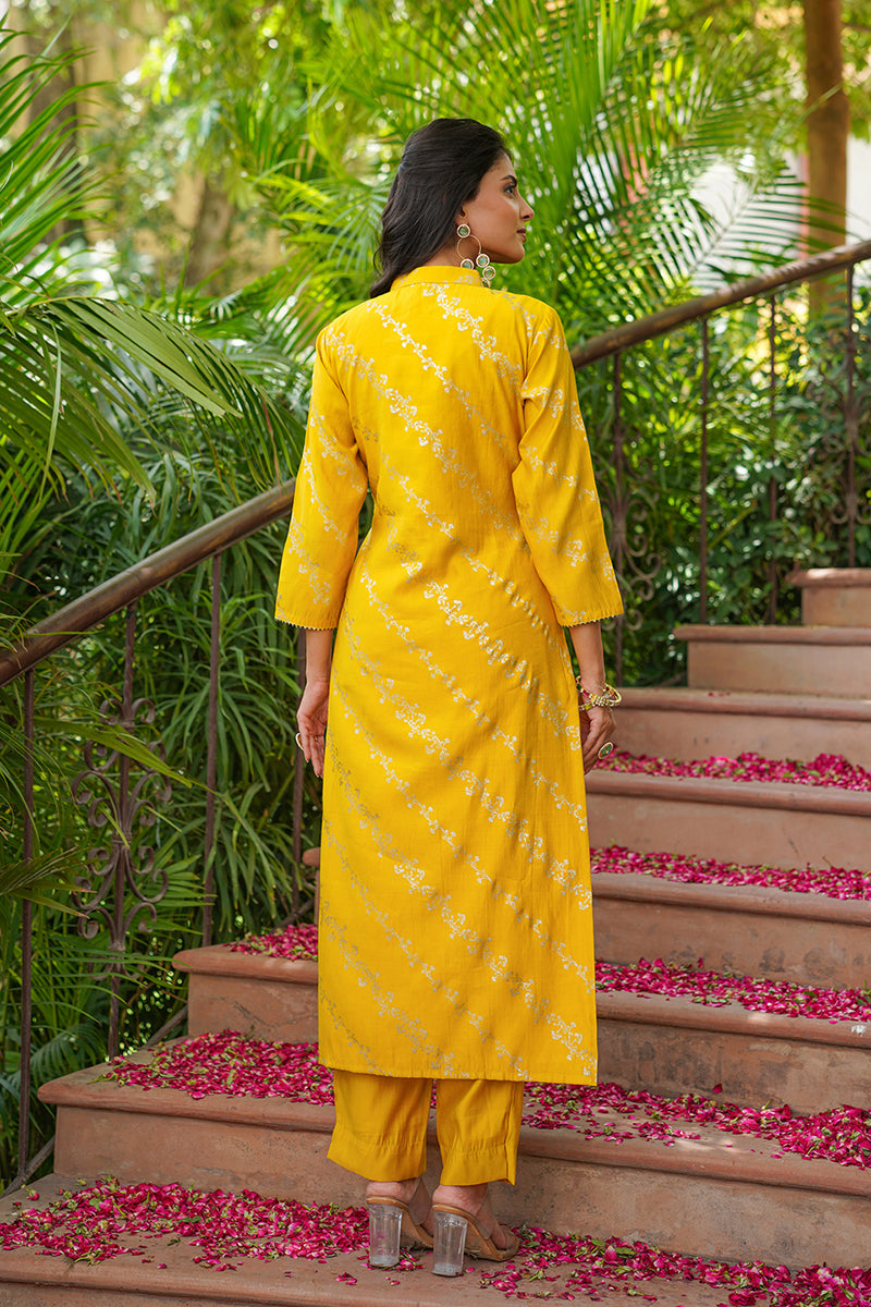 Yellow Silk Blend Floral Printed Straight Kurta Trousers With Dupatta SKSKD3043
