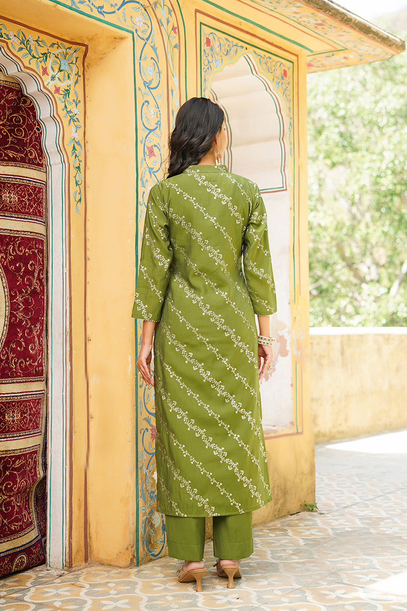 Olive Silk Blend Floral Printed Straight Kurta Trousers With Dupatta SKSKD3045