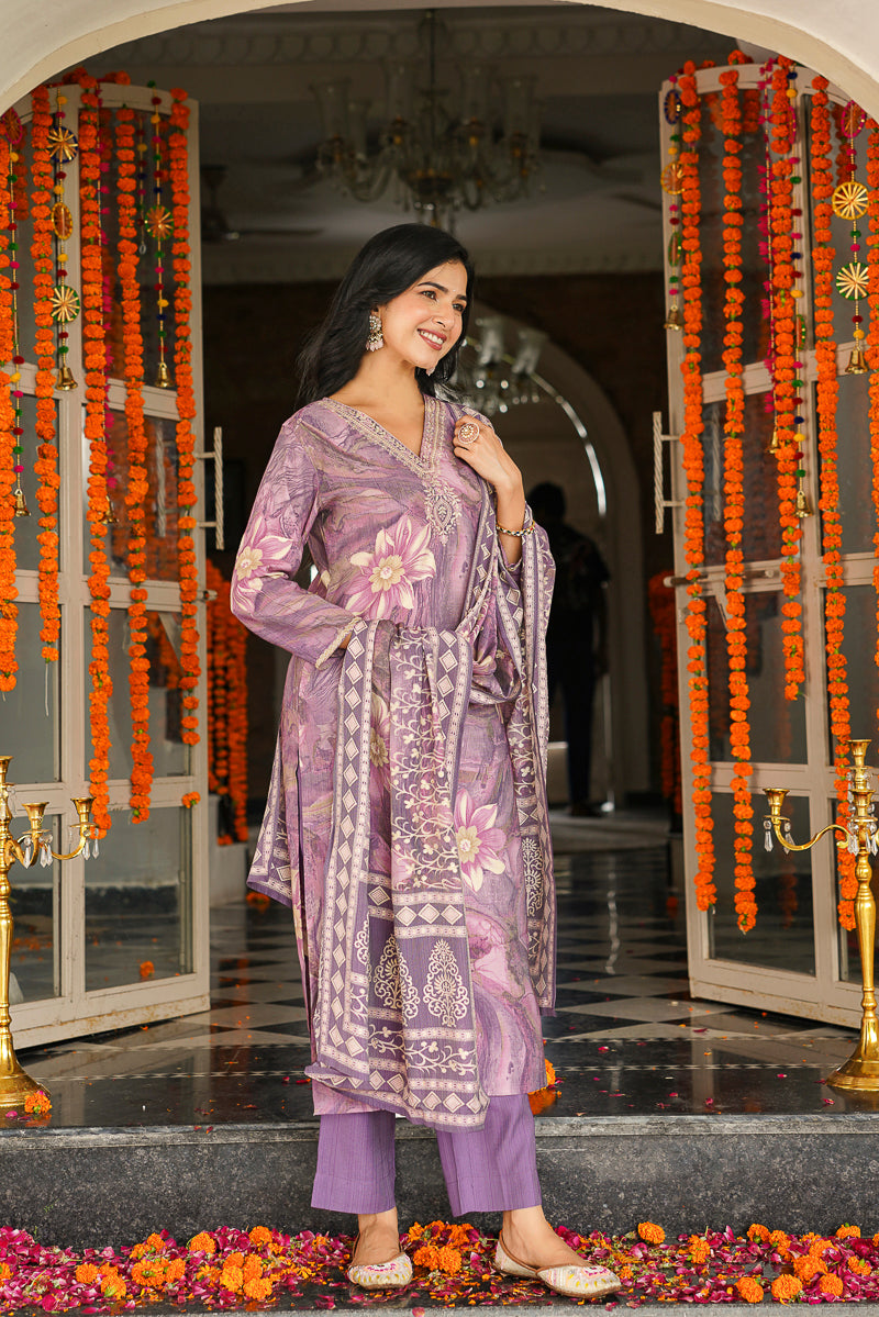 Lavender Viscose Rayon Floral Printed Straight Kurta Trousers With Dupatta SKSKD3124