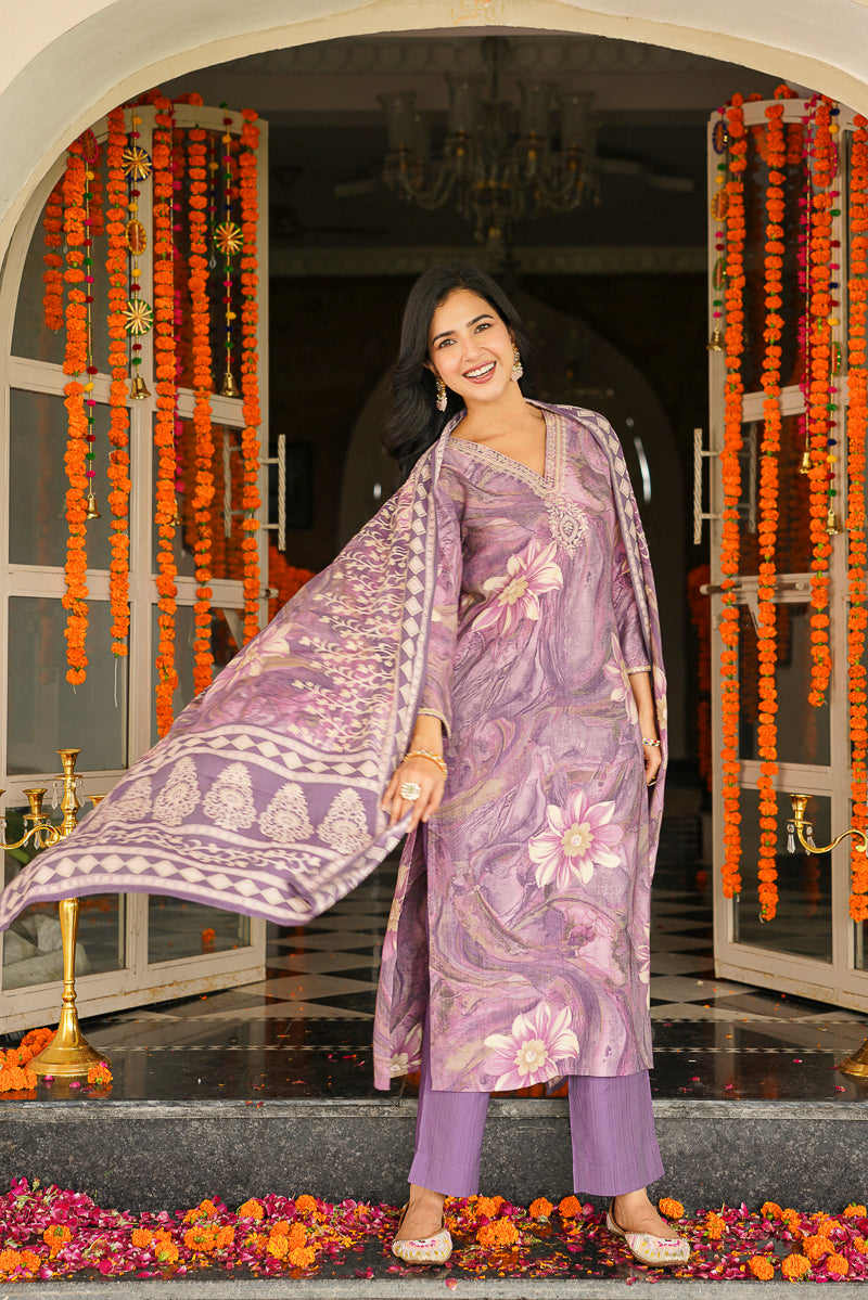 Lavender Viscose Rayon Floral Printed Straight Kurta Trousers With Dupatta SKSKD3124