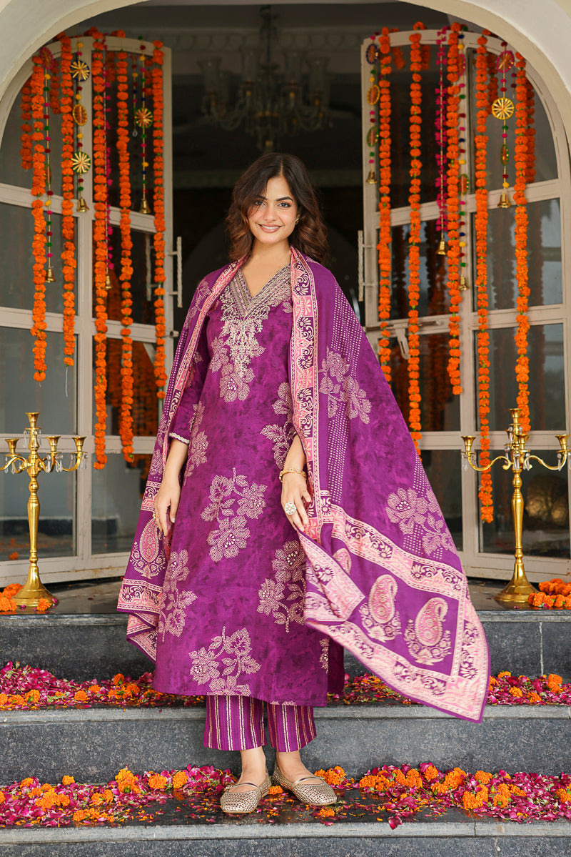 Purple Poly Chanderi Floral Embroidered Straight Kurta Trousers With Dupatta SKSKD3130
