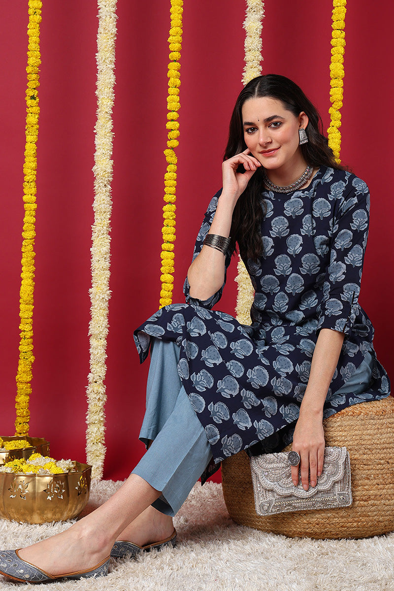 Navy Blue Floral Screen Printed Straight Kurta VCK1588