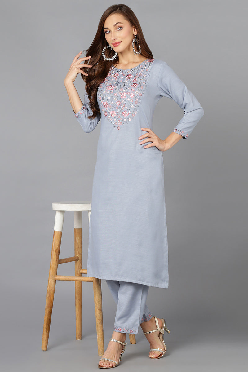 Cotton Blend Blue Embroidered Straight Kurta VCK9212