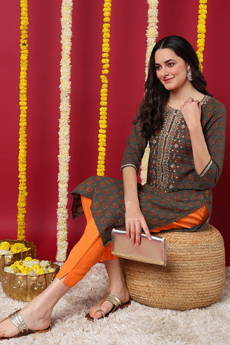 Olive Cotton Blend Floral Embroidered Straight Kurta VCK9214