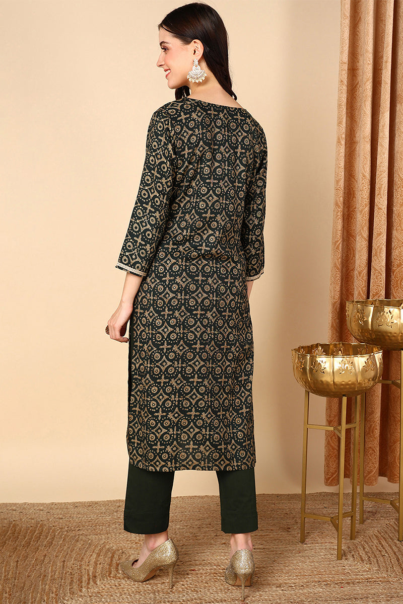 Plus Size Green Viscose Rayon Ethnic Motifs Printed Straight Kurta VCK9476