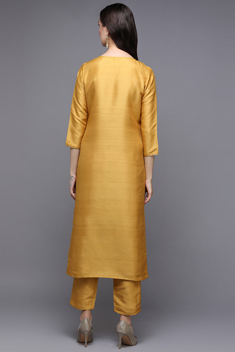 Yellow Silk Blend Ethnic Motifs Straight Kurta VCK9484