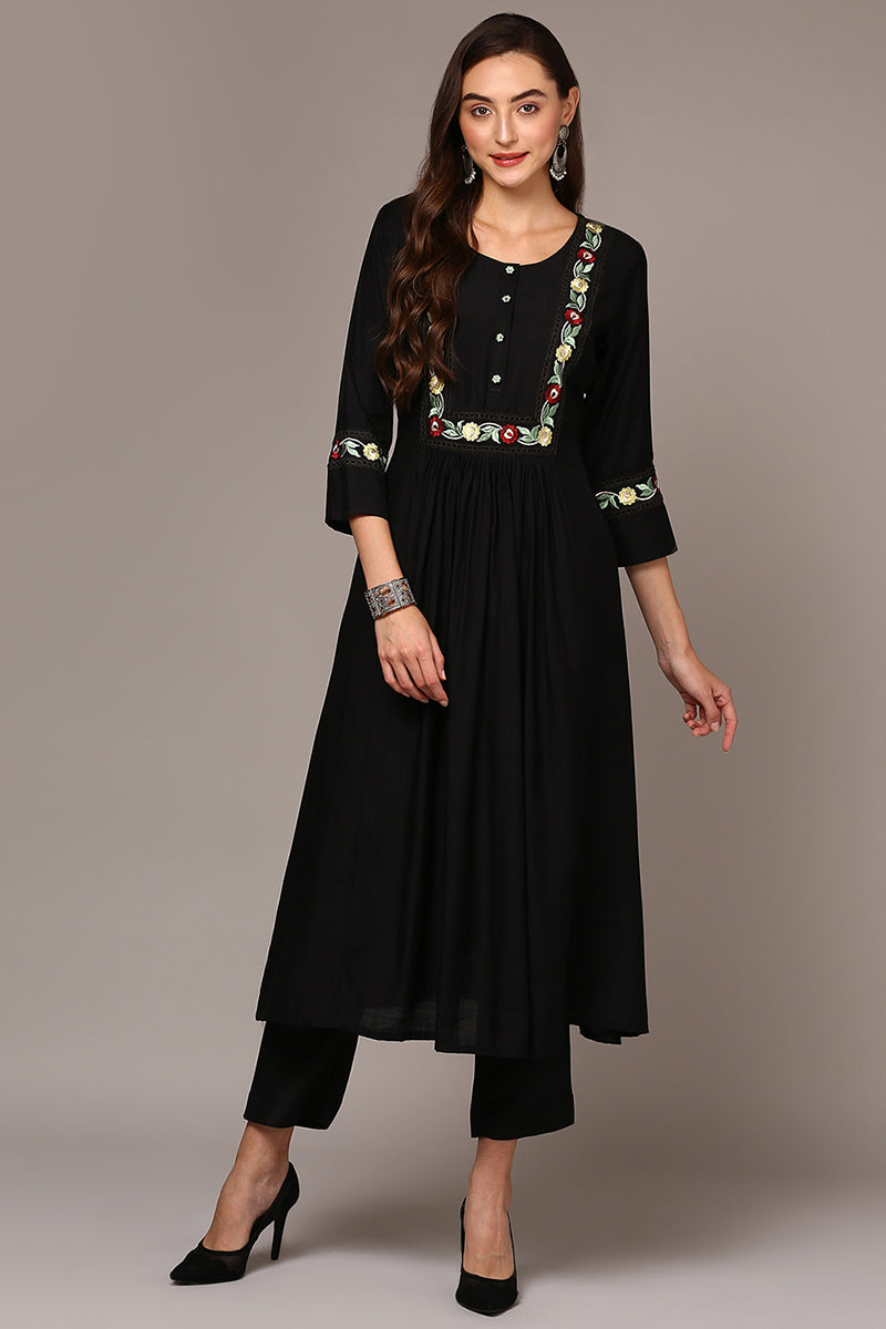 Plus Size Black Viscose Rayon Embroidered Flared Kurta VCK9535