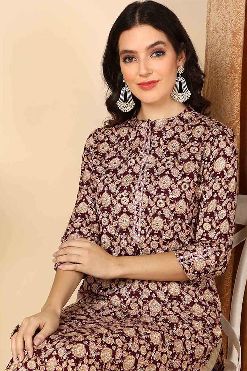 Burgundy Cotton Ethnic Motifs Printed Straight Kurta VCK9675