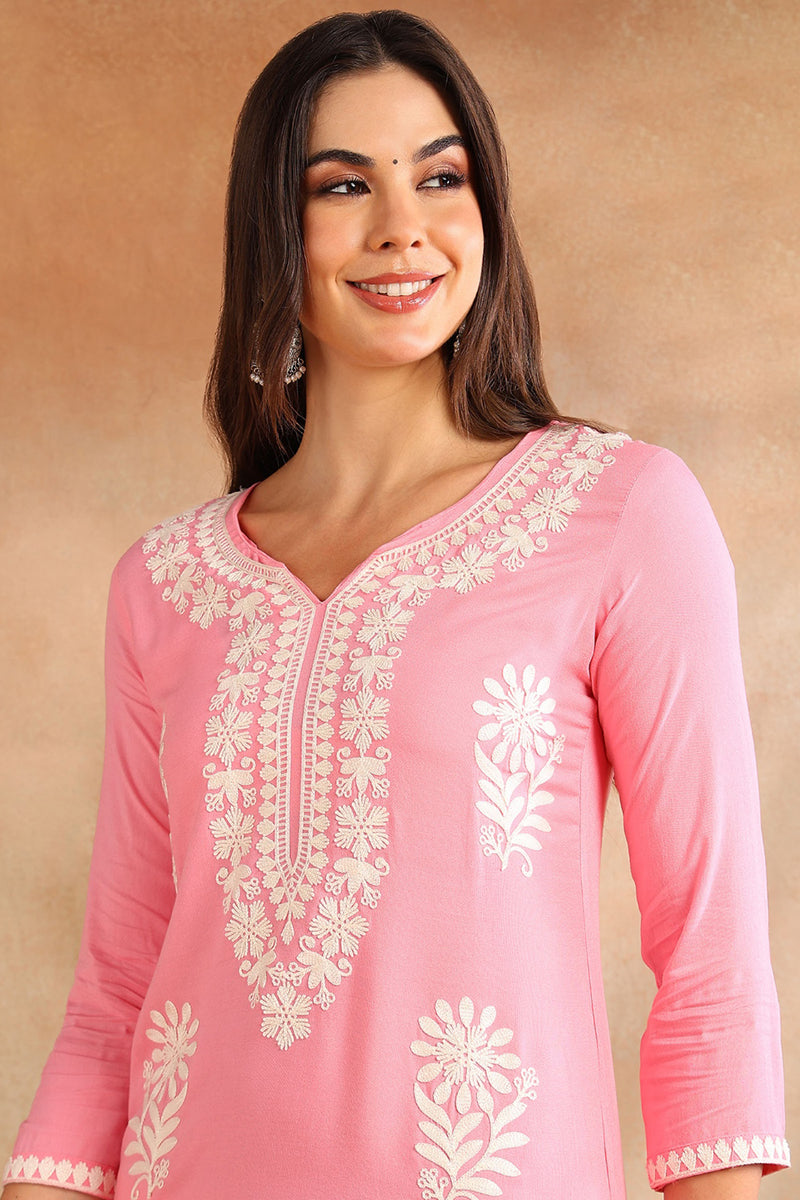 Pink Viscose Rayon Solid Threadwork Embroidered Straight Cut Kurta VCK9779PNK