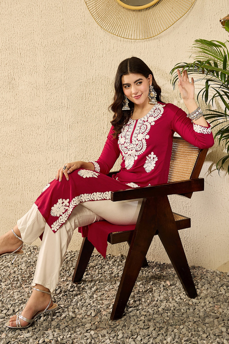 Red Viscose Rayon Solid Embroidered Straight Kurta VCK9782