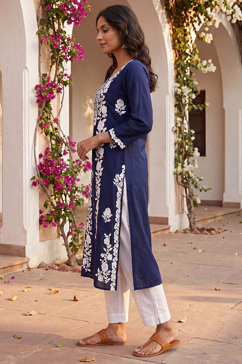 Ahika Womens Turquoise Blue Viscose Rayon Solid Embroidered Regular Kurta VCK9799