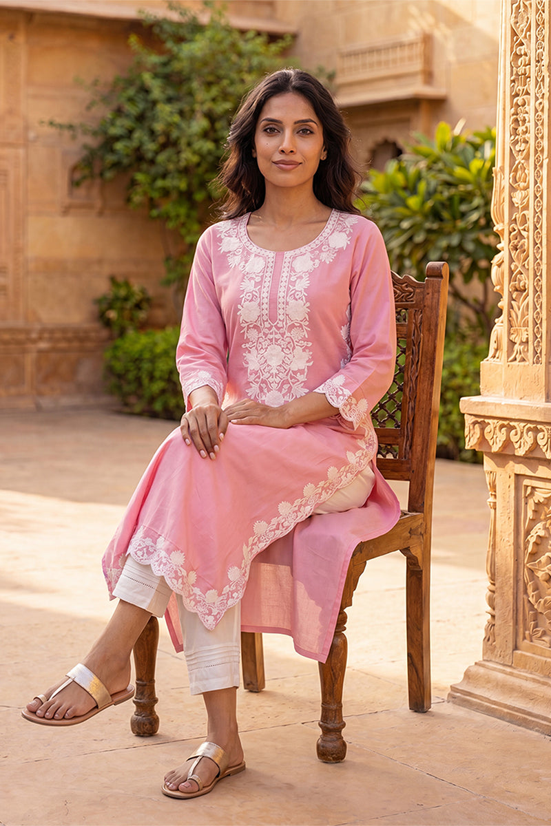 Ahika Womens Pink Viscose Rayon Solid Embroidered Regular Kurta VCK9814