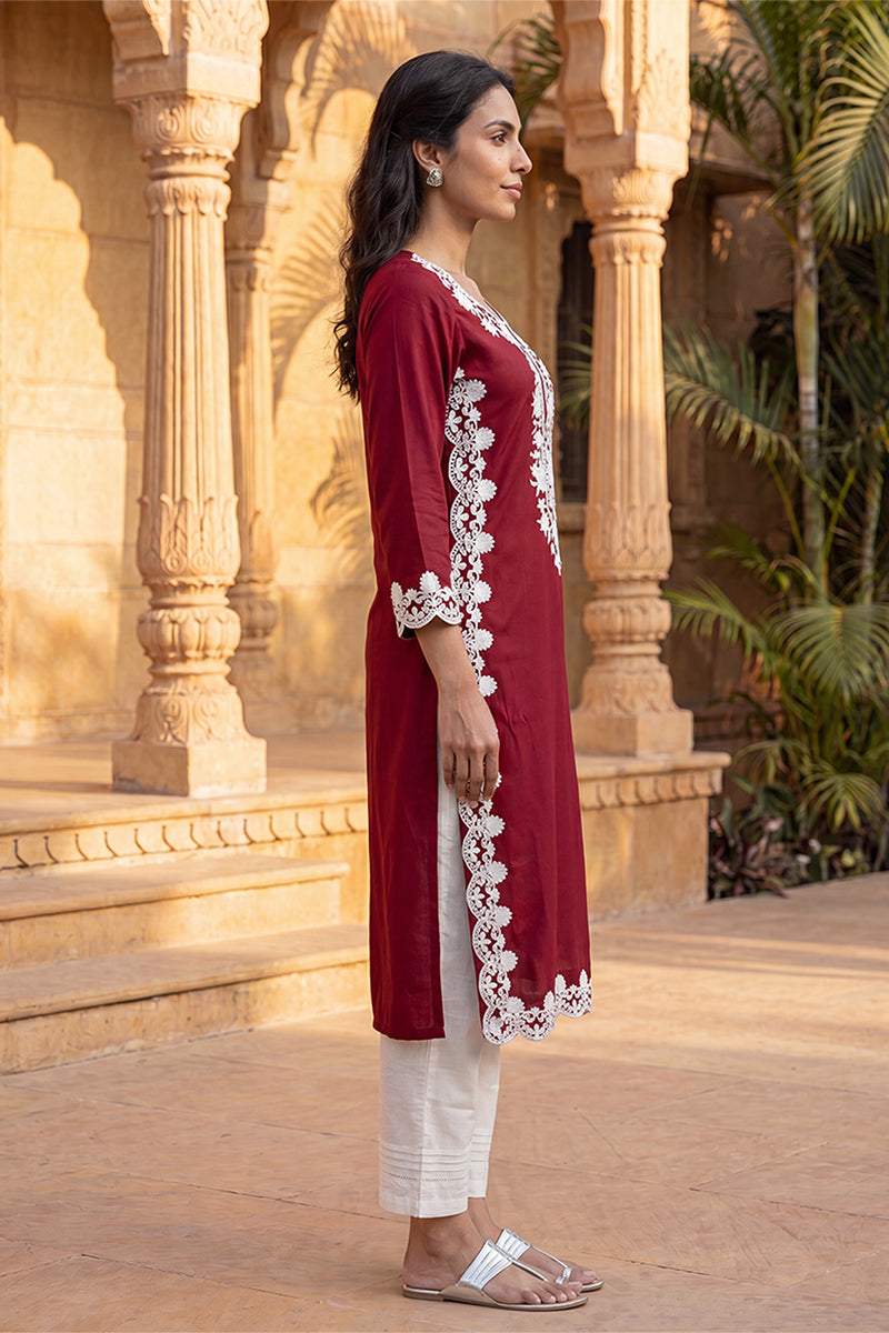 Ahika Womens Red Viscose Rayon Solid Embroidered Regular Kurta VCK9819