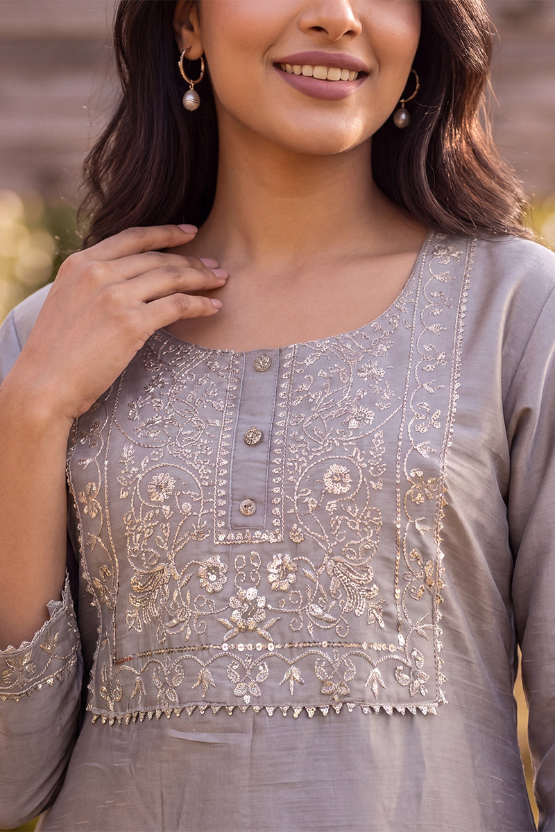 Ahika Women's Grey Solid Embroidered Silk Blend Kurta VCK9834