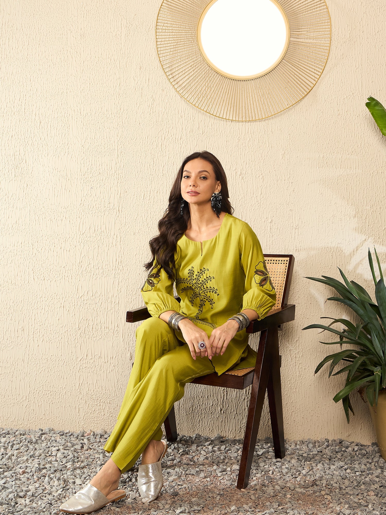 Green Silk Blend Embroidered Solid Coord Sets VCORD1102