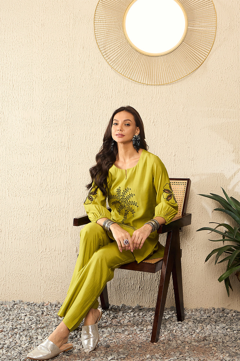 Green Silk Blend Embroidered Solid Coord Sets VCORD1102