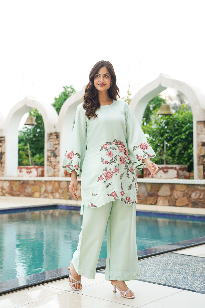 Green Silk Blend Solid Embroidered Coord Sets VCORD1171
