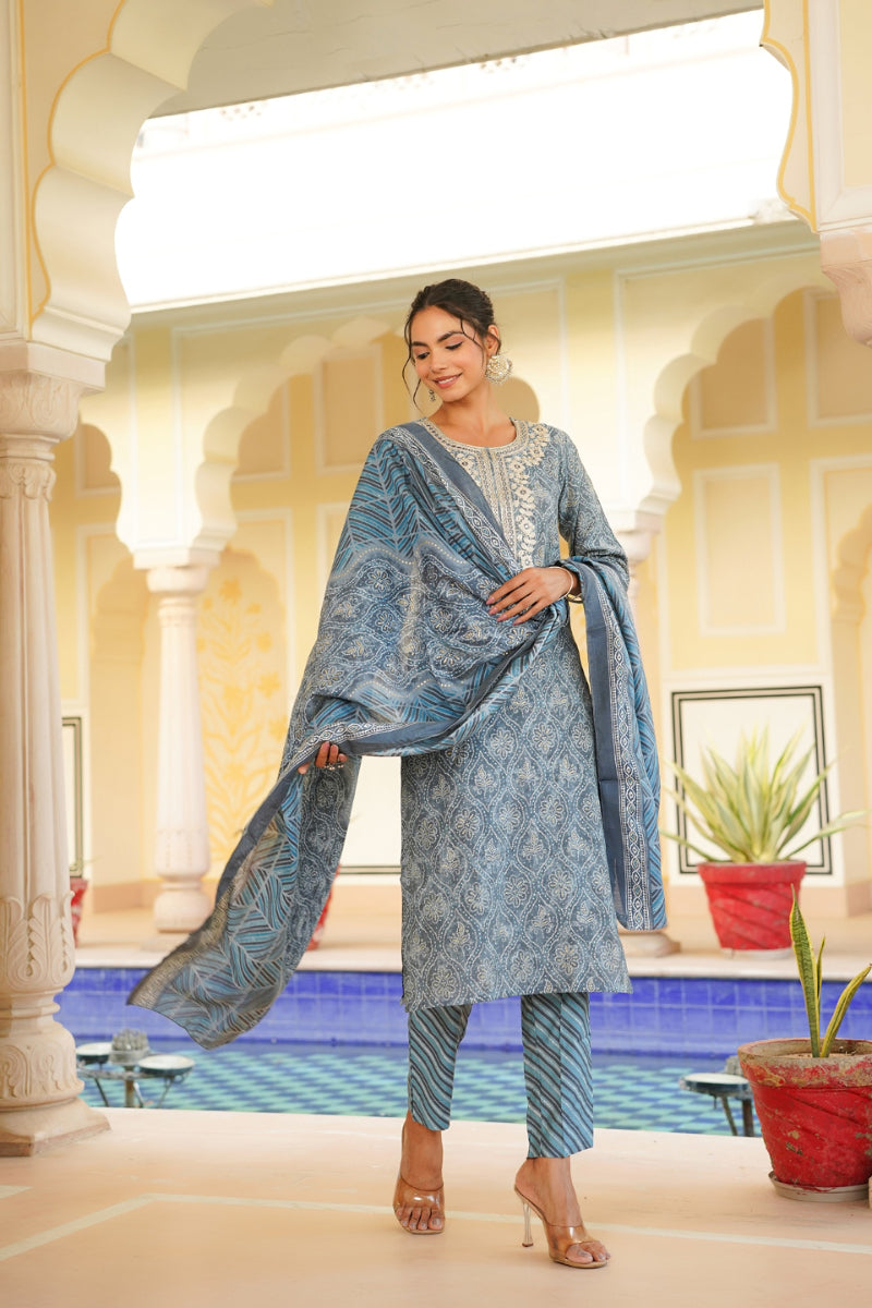 Grey Silk Blend Straight Kurta Pant With Dupatta VKSKD1706