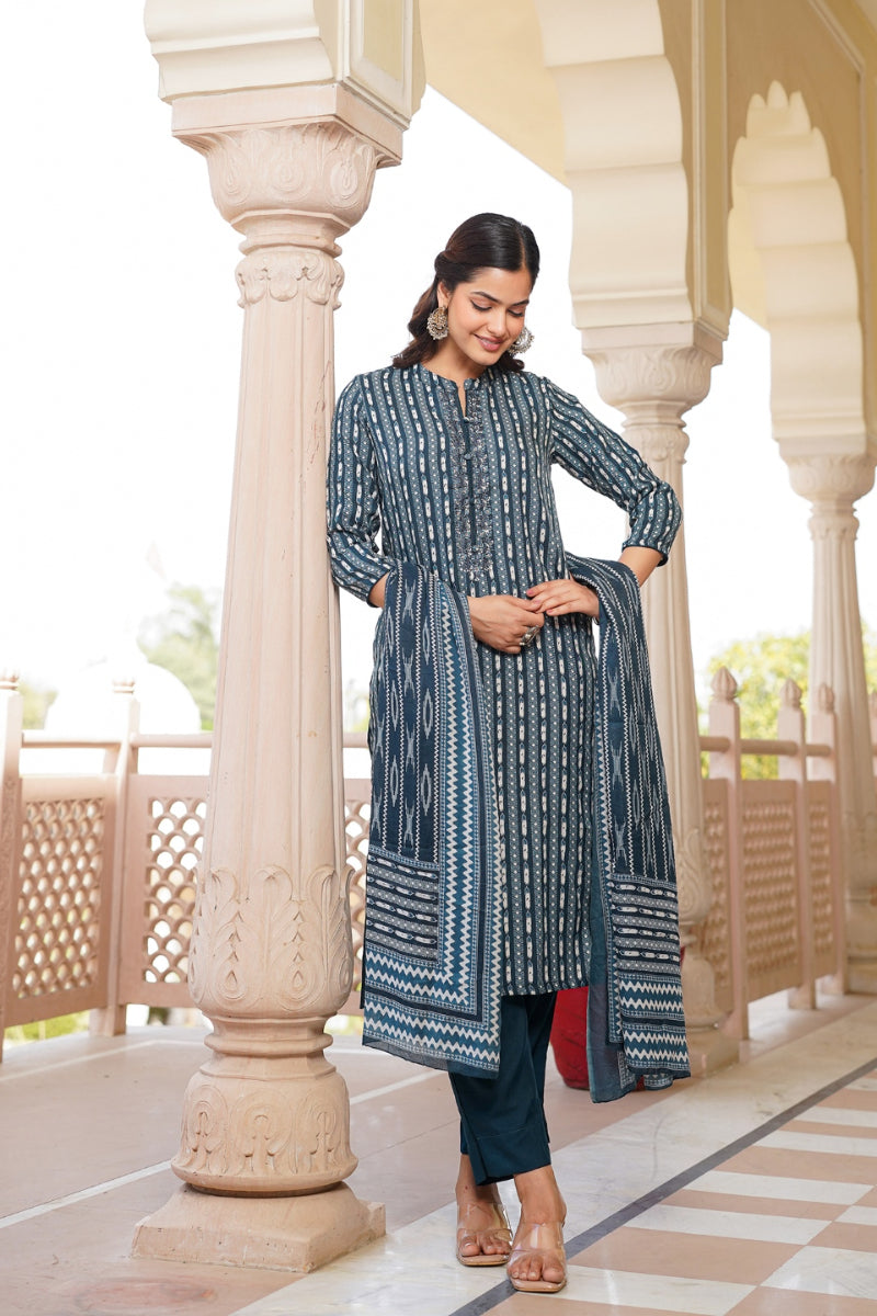 Rayon Blend Teal Straight Kurta Pant With Dupatta VKSKD1810