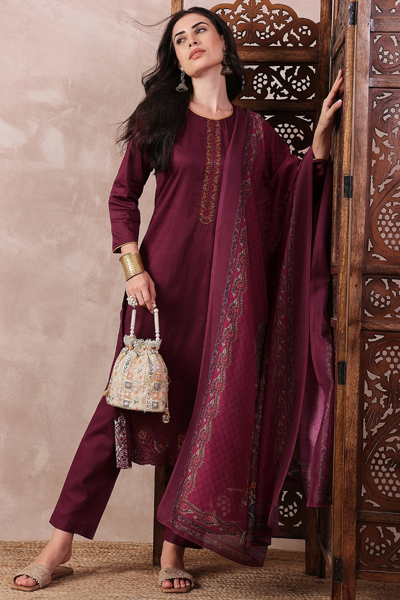 Maroon Silk Blend Solid Embroidered Straight Regular Suit Set VKSKD1938