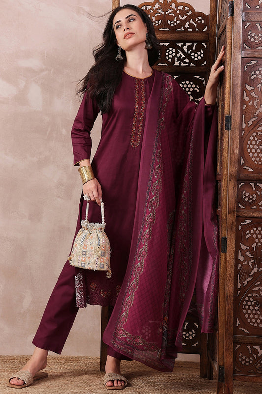 Maroon Silk Blend Solid Embroidered Straight Regular Suit Set VKSKD1938