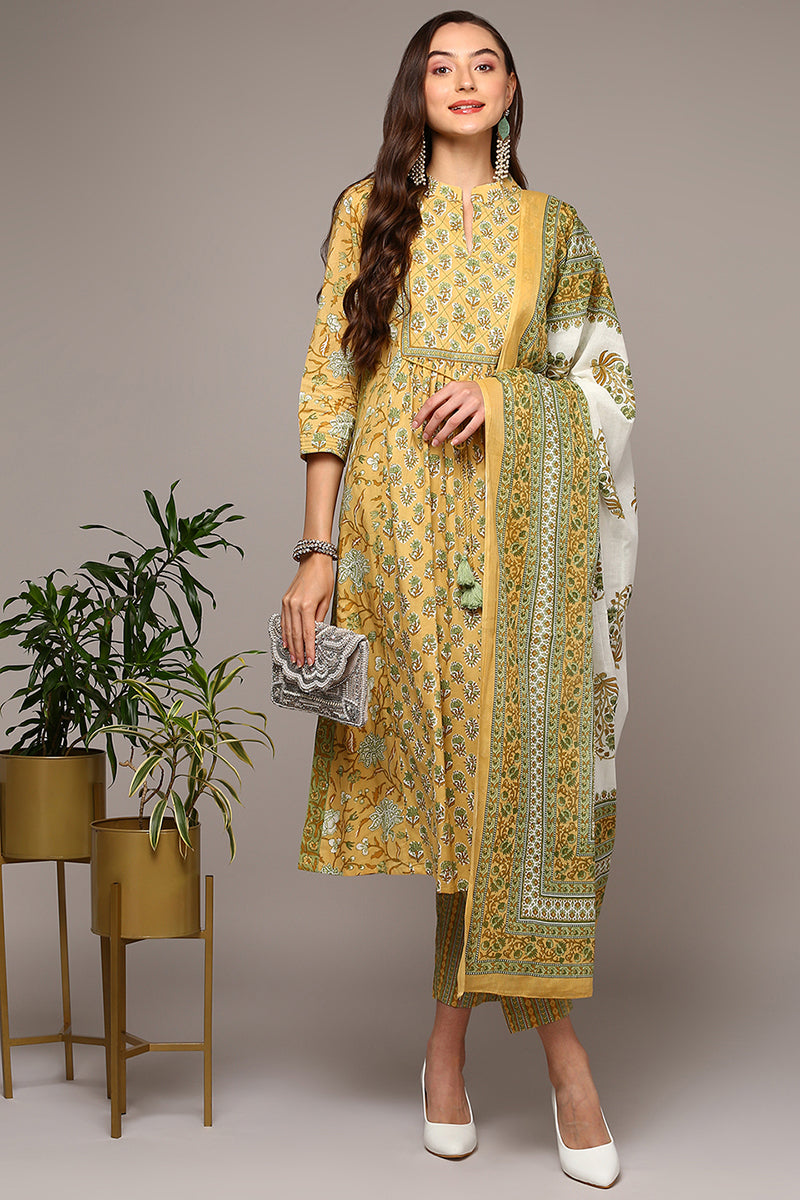 Yellow Pure Cotton Printed Flared Suit Set VKSKD1971