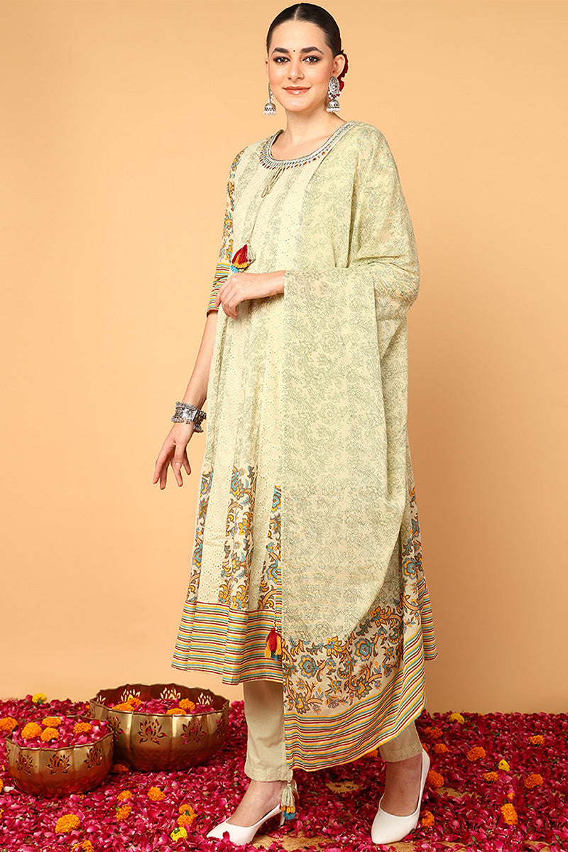 Green Pure Cotton Ethnic Motifs Printed Flared Suit Set VKSKD2089