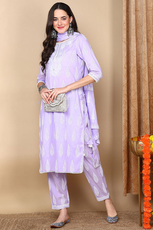 Lavender Pure Cotton Ethnic Motifs Printed Straight Suit Set VKSKD2120