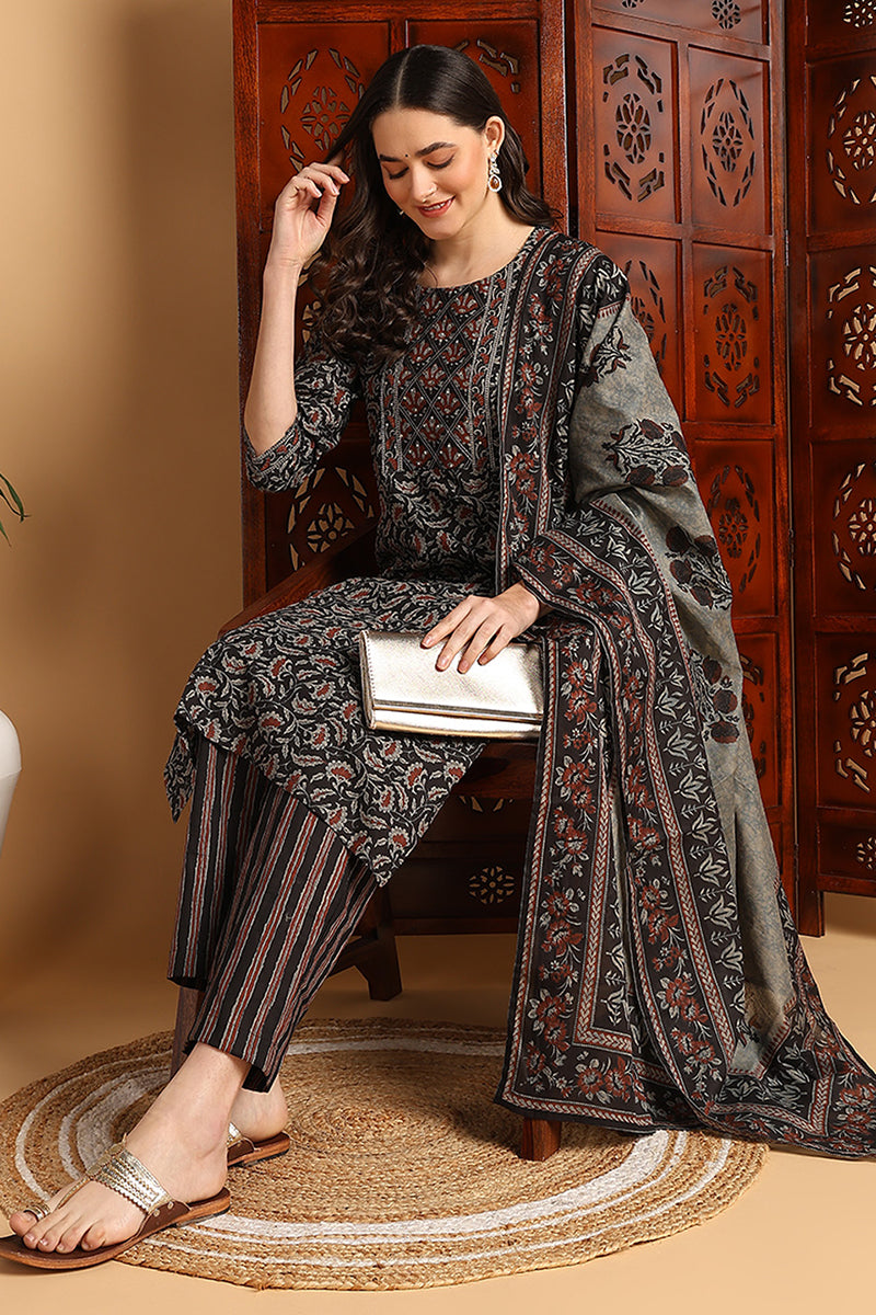 Black Pure Cotton Floral Printed Suit Set VKSKD2145