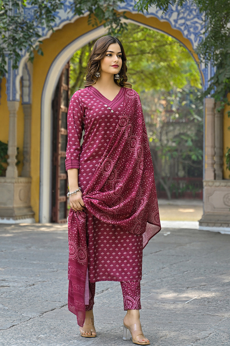 Maroon Cotton Blend Floral Printed Straight Suit Set VKSKD2297