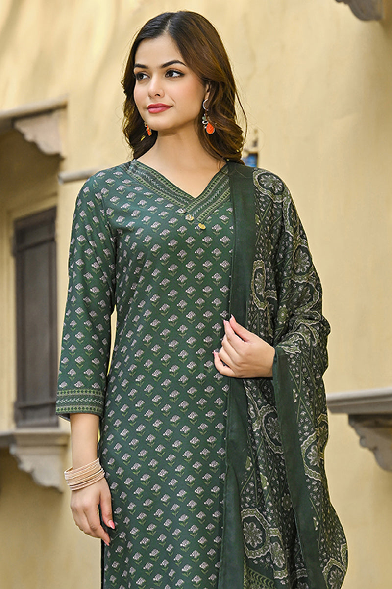 Green Cotton Blend Floral Printed Straight Suit Set VKSKD2298