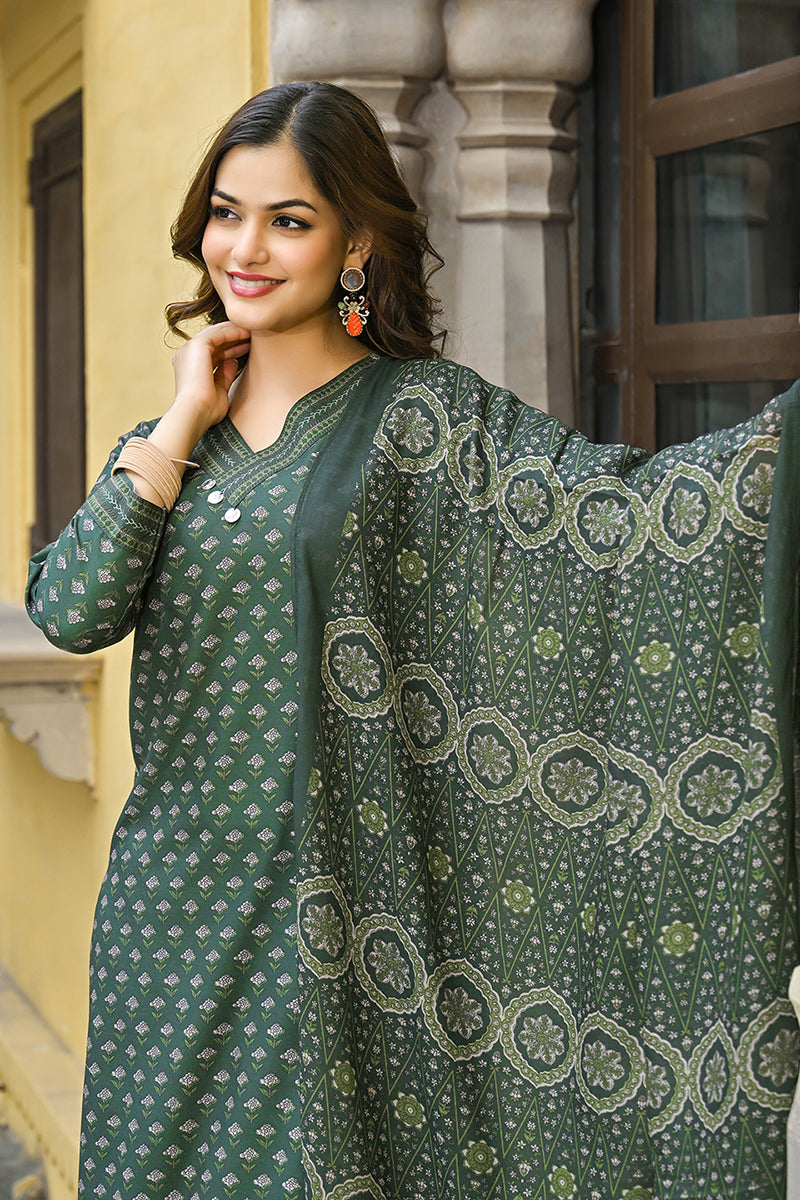 Green Cotton Blend Floral Printed Straight Suit Set VKSKD2298