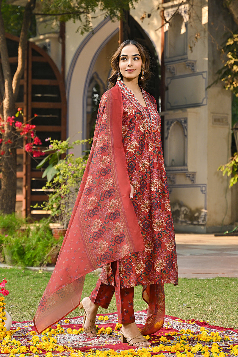 Red Rayon Blend Floral Printed Straight Suit Set VKSKD2300
