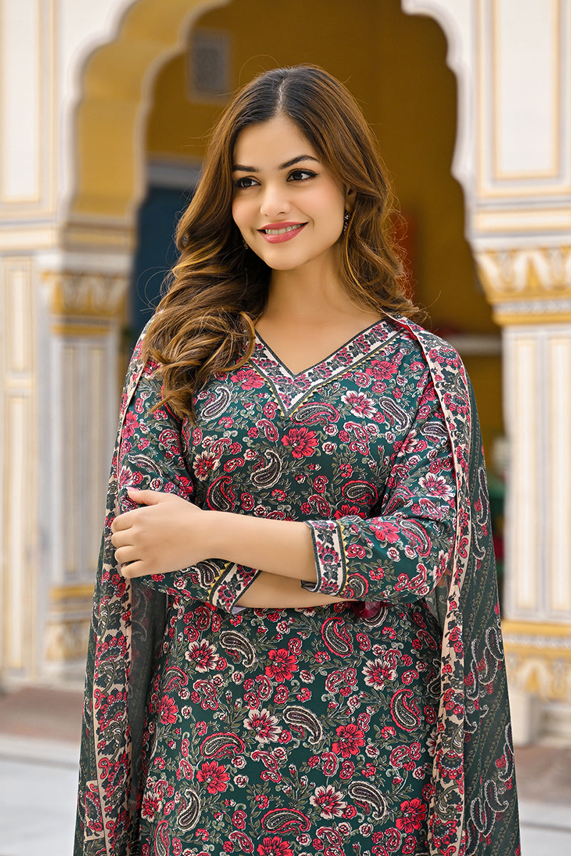 Green Rayon Blend Floral Printed Straight Kurta Trousers With Dupatta VKSKD2301