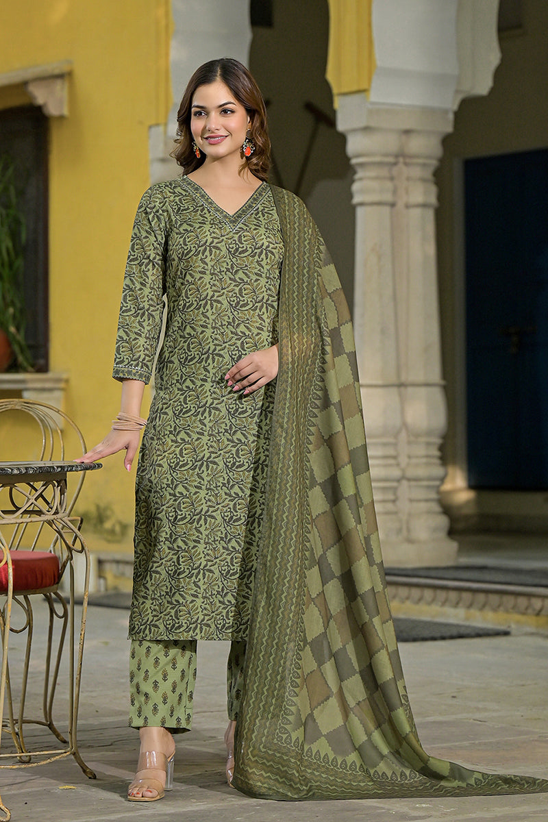 Green Cotton Blend Floral Printed Straight Suit Set VKSKD2303