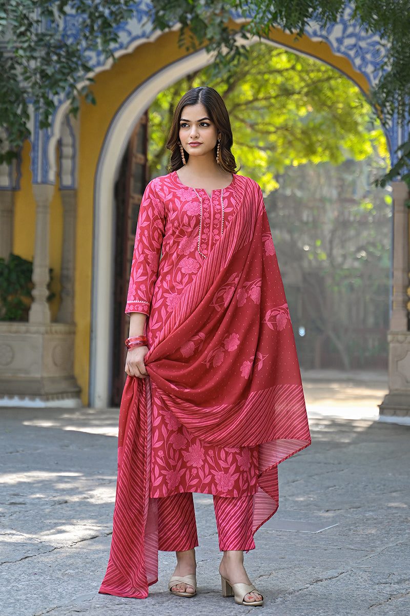 Red Cotton Blend Floral Printed Straight Suit Set VKSKD2307