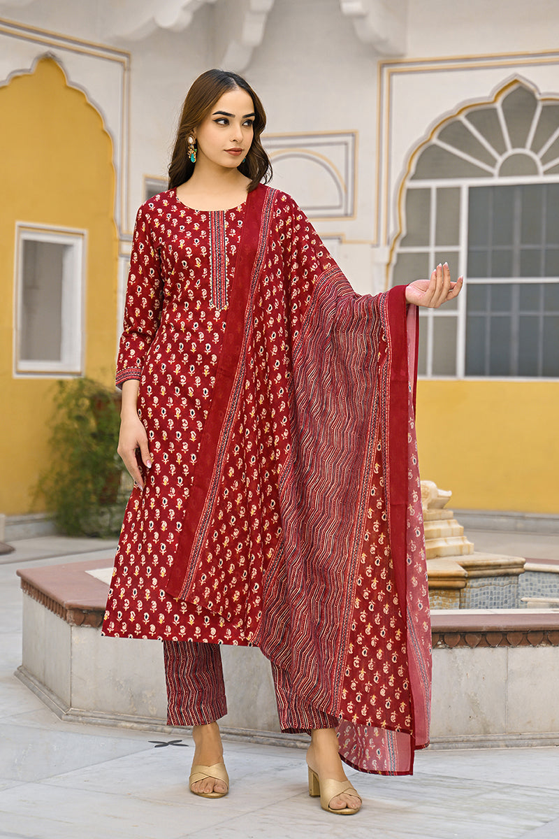 Maroon Rayon Blend Ethnic Motifs Straight Suit Set VKSKD2311