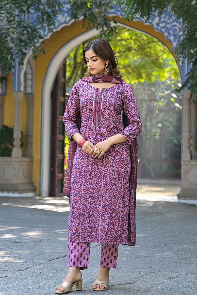 Pink Cotton Blend Floral Printed Straight Suit Set VKSKD2315