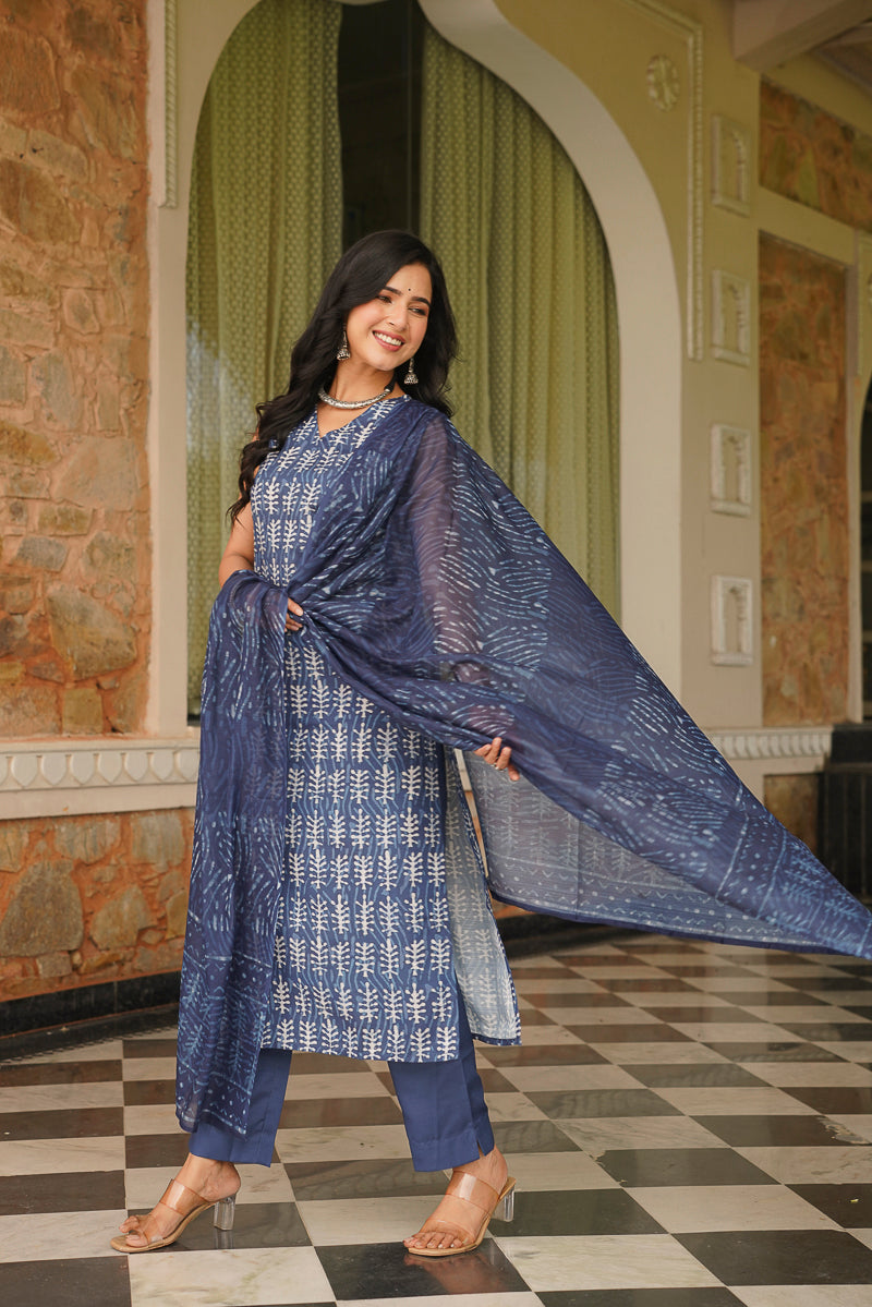 Blue Cotton Blend Printed Straight Kurta Trousers With Dupatta VKSKD2392