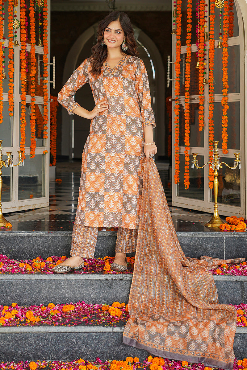 Multicolor Cotton Blend Ethnic Motifs Printed Straight Kurta Trousers With Dupatta VKSKD2398