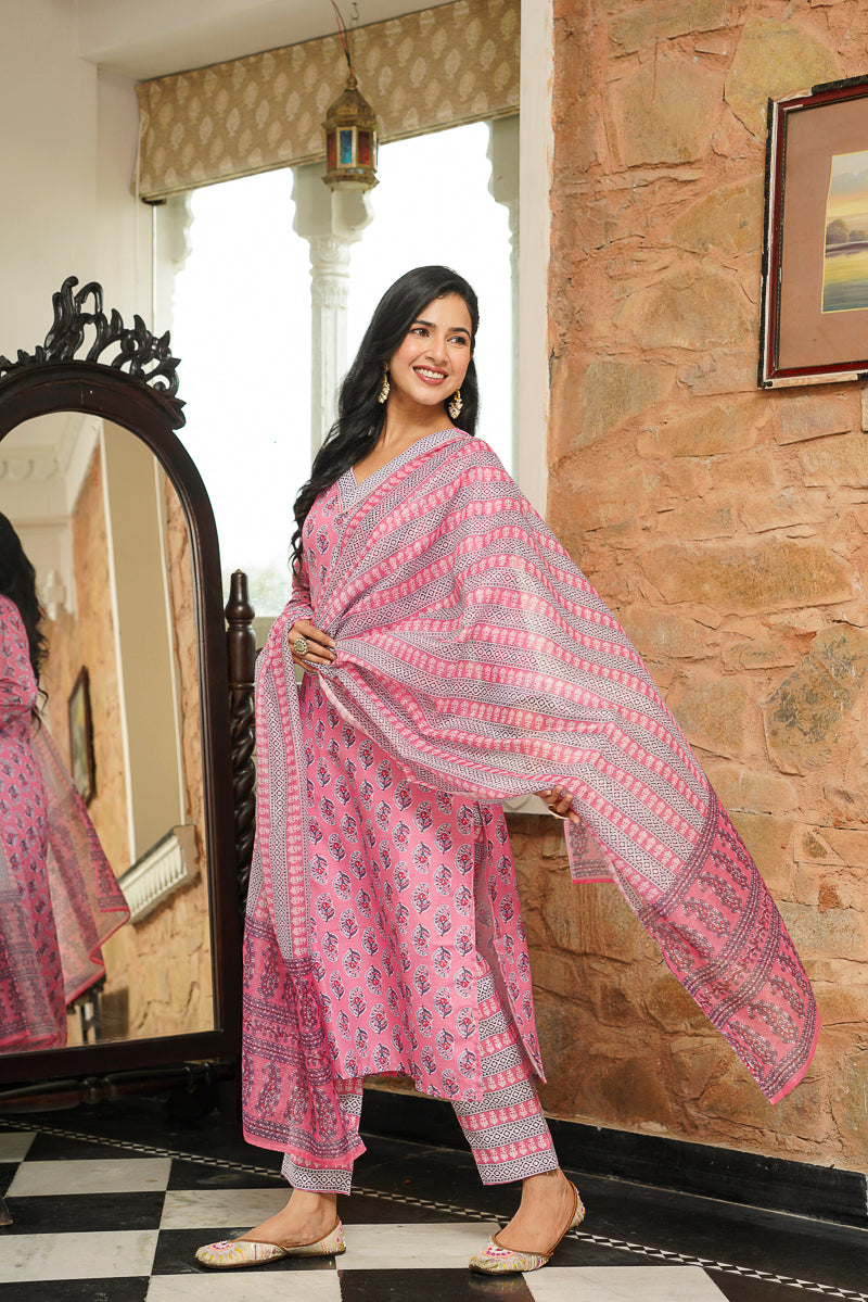 Pink Cotton Blend Ethnic Motifs Printed Straight Kurta Trousers With Dupatta VKSKD2406