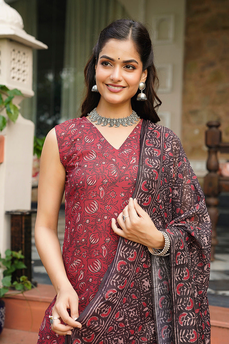 Maroon Cotton Blend Printed Straight Kurta Trousers With Dupatta VKSKD2408