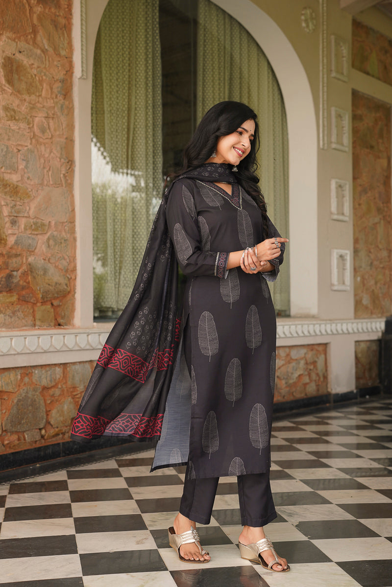 Black Cotton Blend Printed Straight Kurta Trousers With Dupatta VKSKD2411