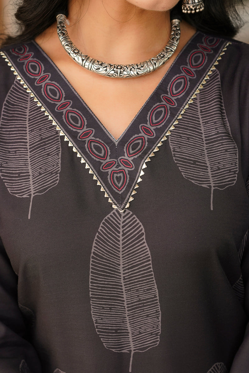 Black Cotton Blend Printed Straight Kurta Trousers With Dupatta VKSKD2411