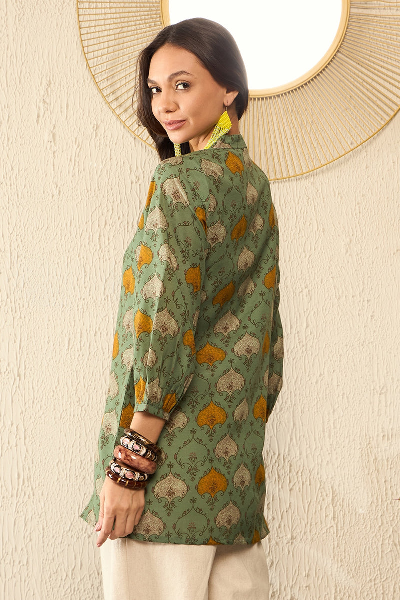 Green Cotton Blend Ethnic Motifs Printed Regular Kurti Tunics VT1325