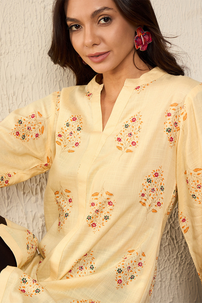 Yellow Cotton Blend Floral Printed Regular Top VT1327