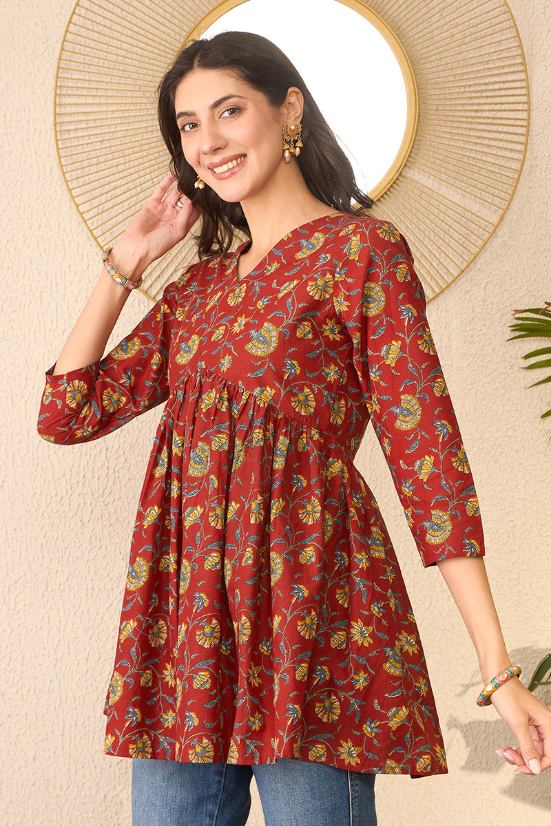 Red Cotton Blend Floral Printed Regular Peplum Top VT1367